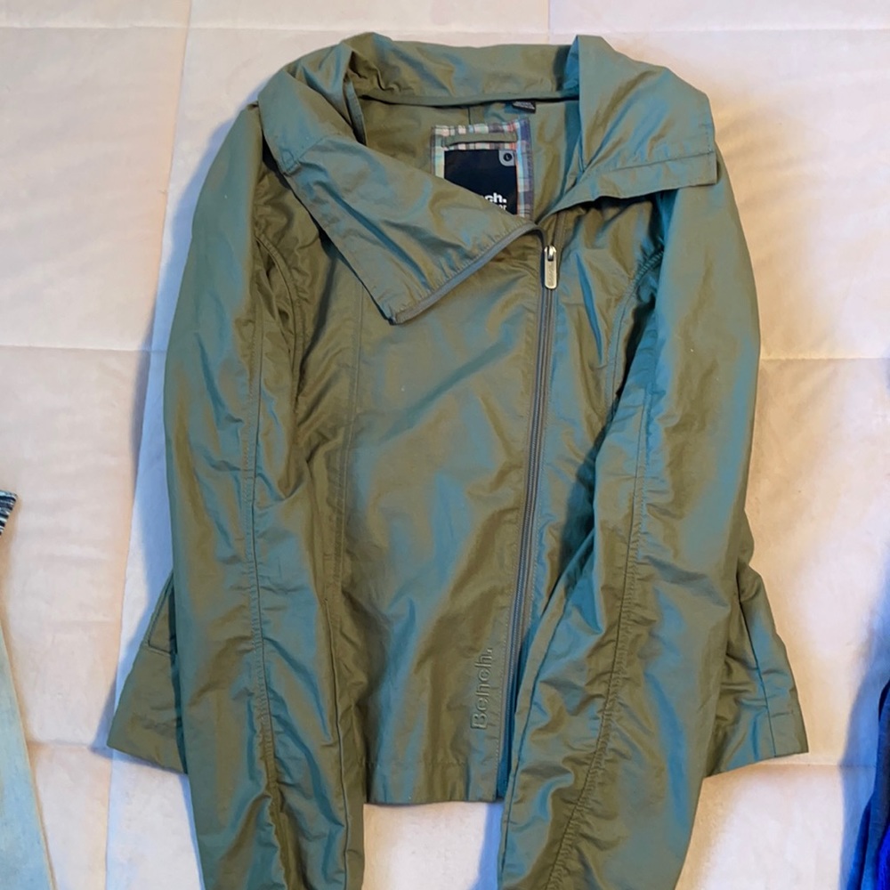 Army Green Bench Rain jacket